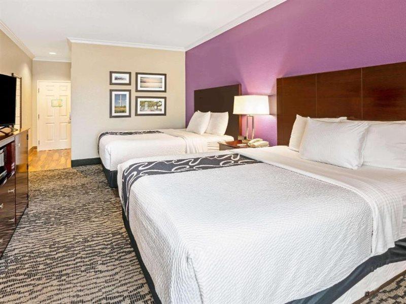 La Quinta By Wyndham Houston - Magnolia Hotel Екстериор снимка